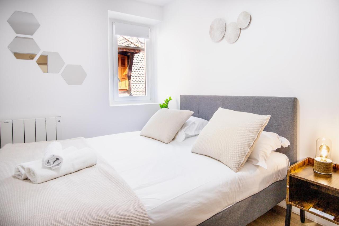 Cosmo Ideal Famille Rue Carnot อานซี ภายนอก รูปภาพ
