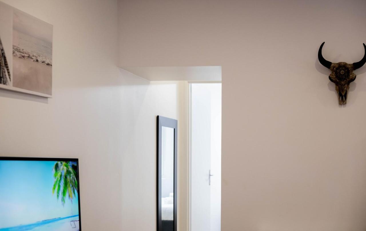 Cosmo Ideal Famille Rue Carnot อานซี ภายนอก รูปภาพ
