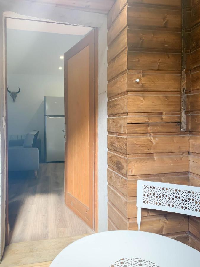 Cosmo Ideal Famille Rue Carnot อานซี ภายนอก รูปภาพ